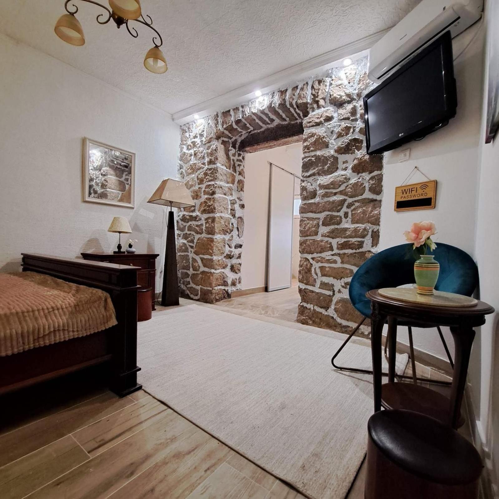 Unique Apartment Centar Podgorica Exterior photo
